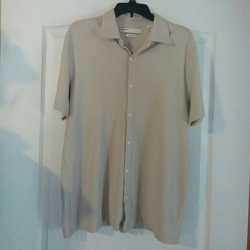 Men's dress shirt